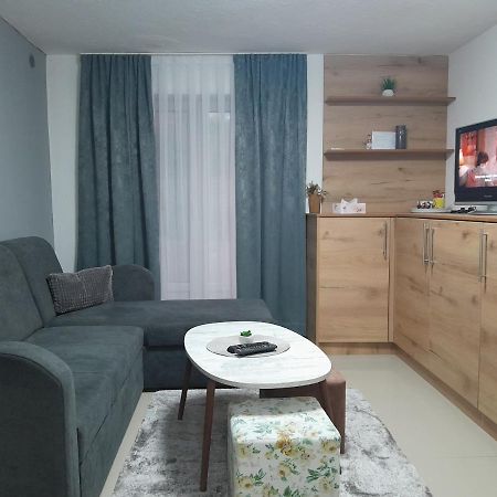 Apartmani Bet Gradacac 1 Maj Broj 24 Exteriör bild